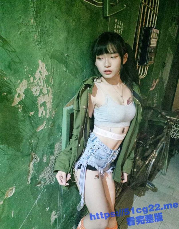 台湾网红美女 林雅雯 自拍不雅视频曝光流出 极品白嫩身材 洗澡自慰超诱人！-51吃瓜网