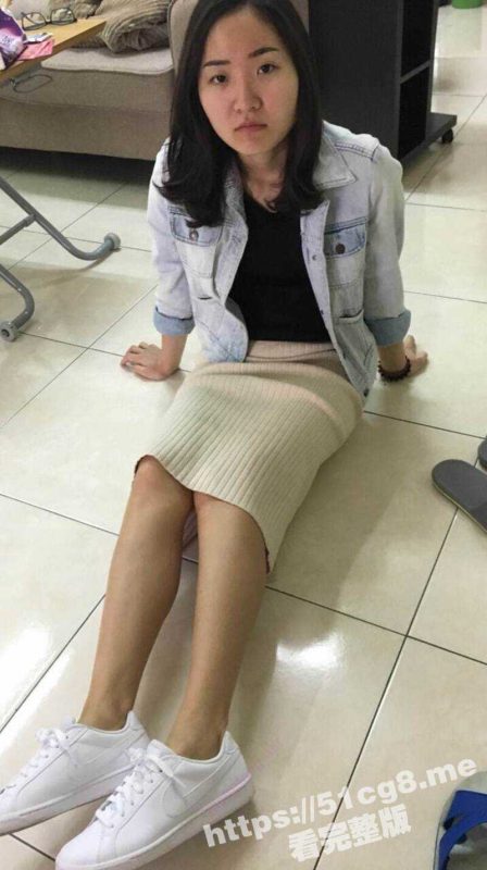 在老婆手机里发现和其他男人的自拍 顿时绿光闪闪 一气之下吧所有自拍视频全部曝光出来！-51吃瓜网