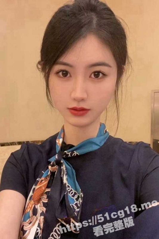 贵在真实！大神下药迷晕高颜值00后空姐 带到酒店扒光衣服 叉开双腿露出私处任意玩弄！-51吃瓜网