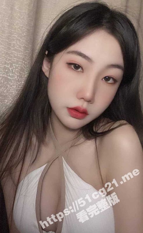 白虎女神 八月未央 紧身白色T恤超短裤白袜 道具自慰白虎嫩穴 春色撩人迷魂夺魄-51吃瓜网