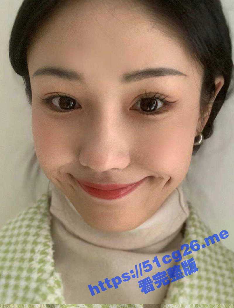 北京海淀 北京职业技术学院 吴琇媮 只为取得跟那男的搞操逼的机会 被人当狗喝尿！ - 51吃瓜网-51吃瓜网