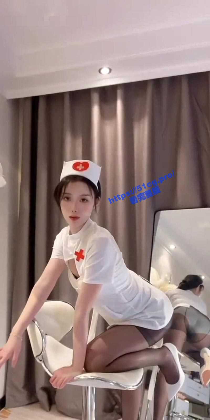 抖音圈圈吖 58W粉大美女 大尺度定制视频流出 - 51吃瓜网-51吃瓜网