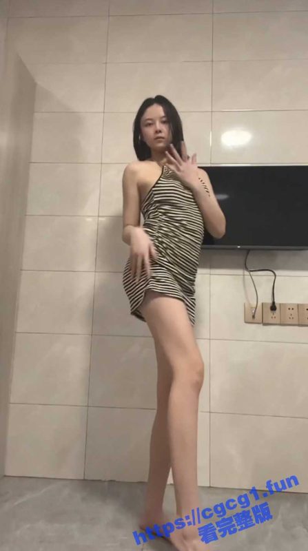 推特极品身材女神 小西西 高颜值女神露脸版裸舞视频 逆天长腿多视频合集-51吃瓜网