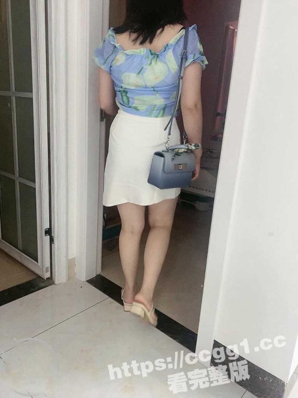 叔嫂乱伦 趁大哥出车 约嫂子到出租房 换上丝袜情趣内衣 疯狂干嫂子 嫂子高潮多次累趴了-51吃瓜网