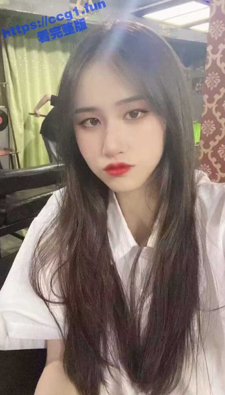 南京新婚妻子 薛宁 大奶反差婊 刚毕业结婚就来赴约前男友 大叫爸爸 从小穴射到脸上去了！-51吃瓜网