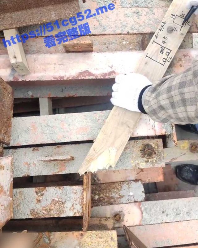 性瘾小姨妈勾引工地大哥 说把她操爽了不要钱 可大哥非要给她钱 然后直接上车猛操 把少妇操得高潮浪叫-51吃瓜网
