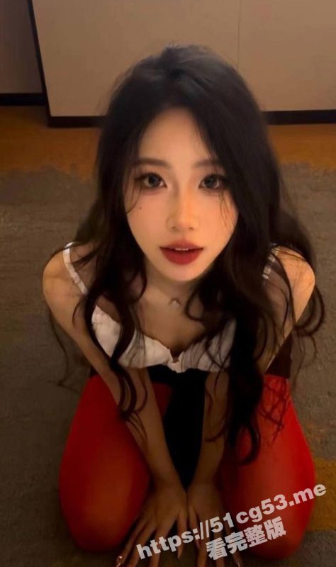有钱人的精盆！顶级身材 高颜值极品母狗 夏羲瑶 像条狗一样毫无尊严被金主踩头调教 骑脸服侍口交啪啪-51吃瓜网