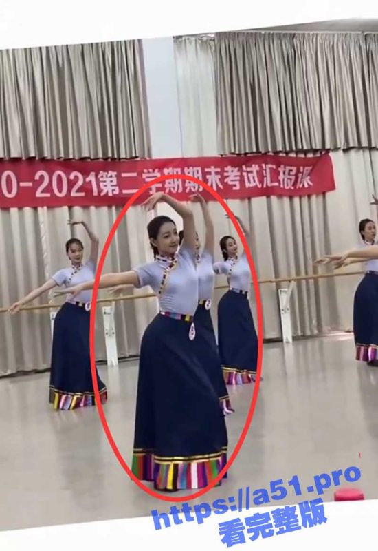山东艺术学院专业舞蹈生 陈希曼 人前高冷女神 人后竟然是有钱人的肉便器！-51吃瓜网