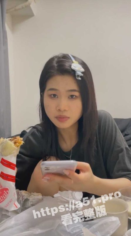成都某网咖女网管 冯晓曼 遭渣男泄密 妹子被操的满脸通红 无套内射滚烫浓精喷射而出-51吃瓜网