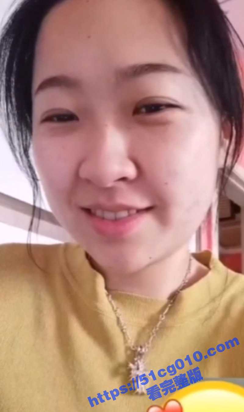 吉林四平丰满幼师少妇 潘尧 跟炮友激情啪啪 在楼道跪舔鸡巴 一边跟闺蜜打着电话一边被输出 - 51吃瓜网-51吃瓜网