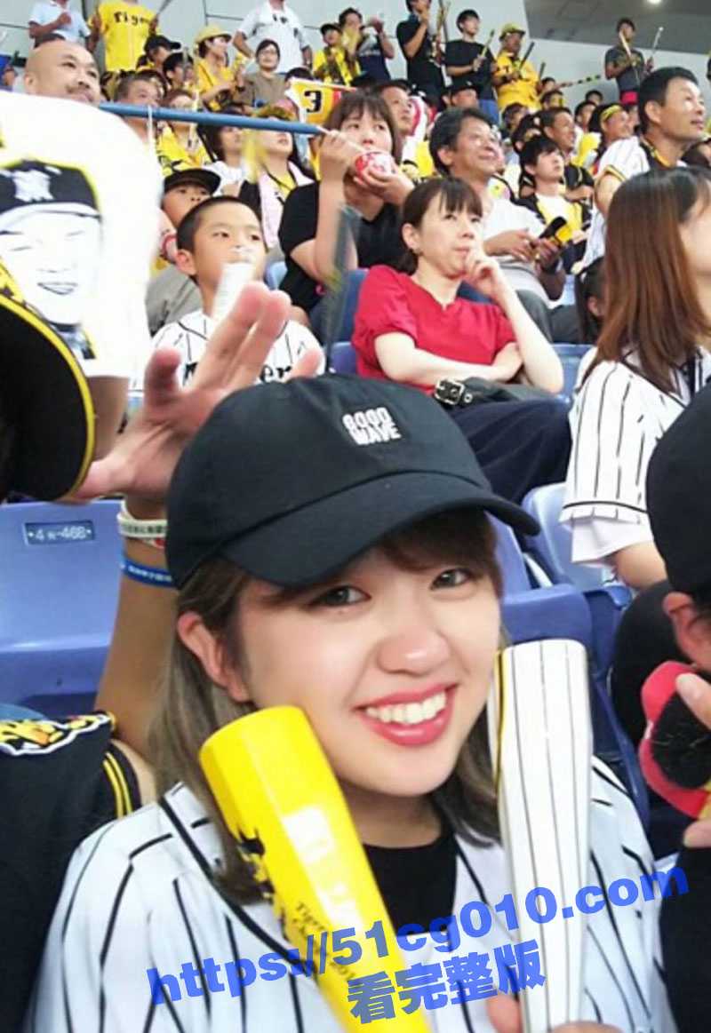 日本长相清纯的反差婊素人拍fc2被曝光 最近日元跌了很多 兄弟们抄底樱花妹了吗？ - 51吃瓜网-51吃瓜网