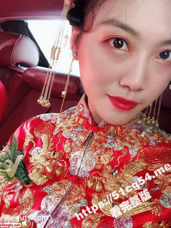 南京省医院 极品新婚人妻护士 吴媛媛 老公拼命赚钱养家 小骚货经常主动送上门求操 婚后一周就出轨炮友求调教-51吃瓜网