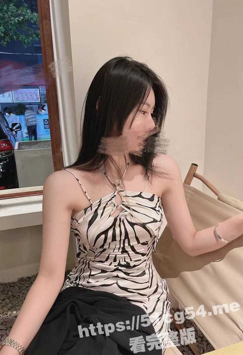 瓜友投稿 我的骚货女友普通姿势已经无法满足她了！欲求高潮的她学习狗爬式被我疯狂后入冲击！ - 51吃瓜网-51吃瓜网