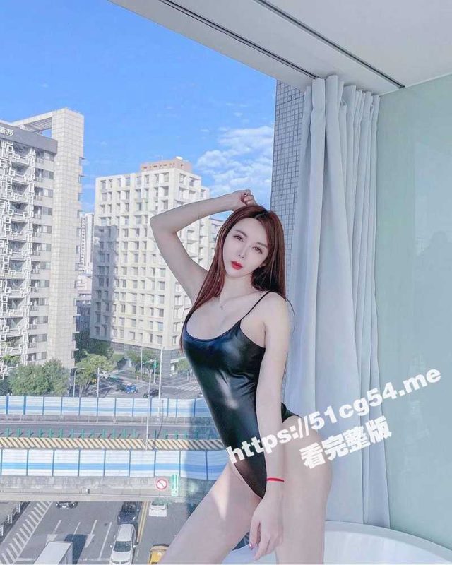杭州消费高 妹子颜值焦虑整容上瘾 只好下海卖逼 凭啥她能开保时捷？那是无数次口爆内射一炮一炮换来的！-51吃瓜网