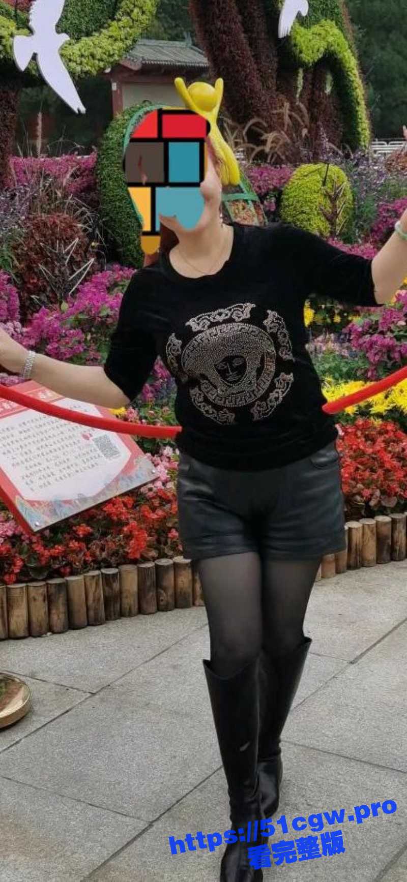 海角大神约操76年 熟女人妻 贺春燕 舔逼扣逼调情满满 熟女的韵味是不一样！ - 51吃瓜网-51吃瓜网