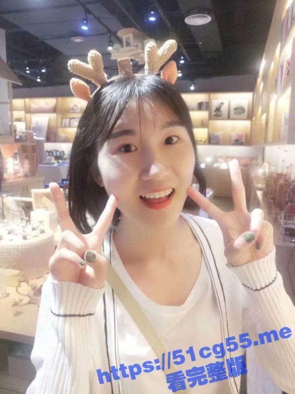 真实大学生反差婊李彤儿 与高琦性爱私拍泄密流出 翘臀长腿的极品骚货 被啪啪猛操粉穴 完美露脸-51吃瓜网