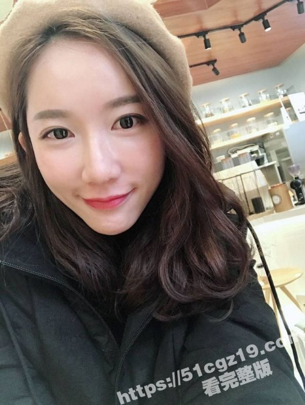 绿帽老公贡献绝美娇妻 极品炮架性欲极其旺盛 小穴没操几下就淫水狂流 单男抓胸后入爆操 呻吟不断！-51吃瓜网
