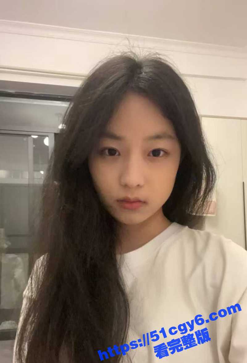 独家曝光！瓜友酒吧搭讪清纯女大学生 带到酒店激情性爱 大屌后入狠操 叫床声甜美动人 - 51吃瓜网-51吃瓜网