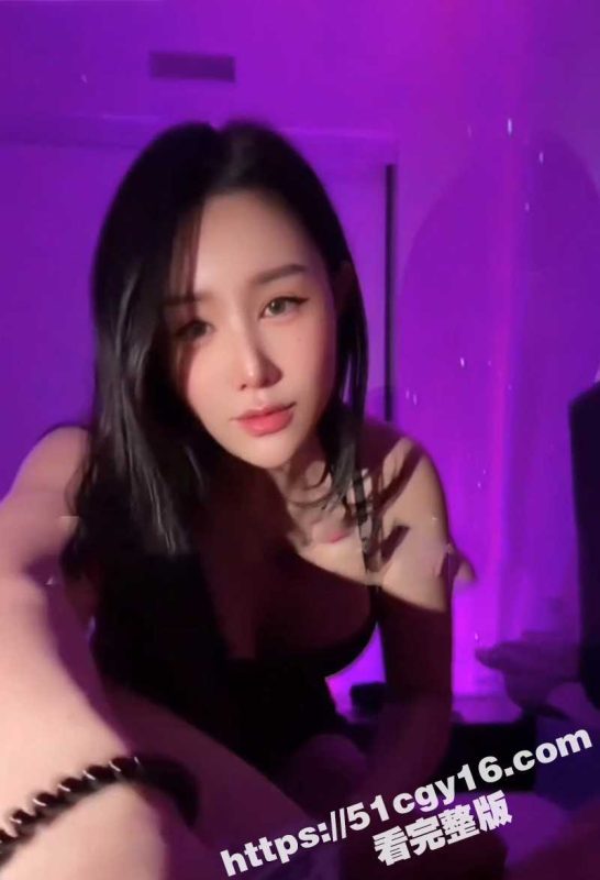 推特绿帽淫妻 汐梦瑶 三周年作品！出轨单男时与绿帽老公视频通话被内射! 对白超级淫荡！-51吃瓜网