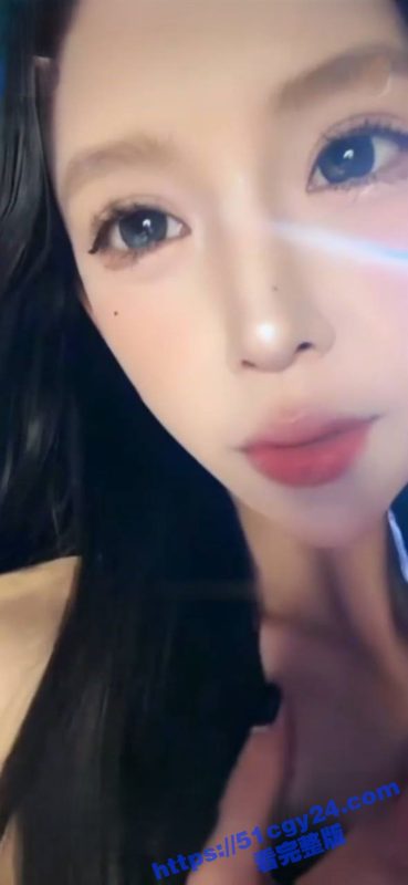 一对一裸聊美女云集！精选美女激情互动 胸大臀翘撩人至极 催射助撸收藏必备佳片！-51吃瓜网