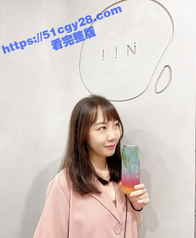 台湾爱健身的极品台妹 3P双飞视频流出 同时口交后入 高翘臀部遭打桩爆操 娇喘连连！ - 51吃瓜网-51吃瓜网
