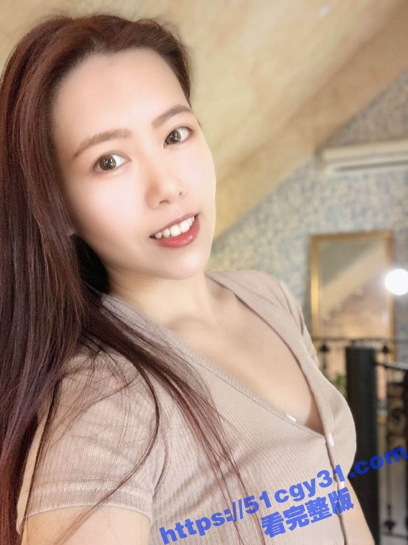 台湾新竹大奶人妻 私密图影流出 巨乳足交火辣撩人 白虎美鲍遭狂怼打桩 堪称视觉盛宴！ - 51吃瓜网-51吃瓜网