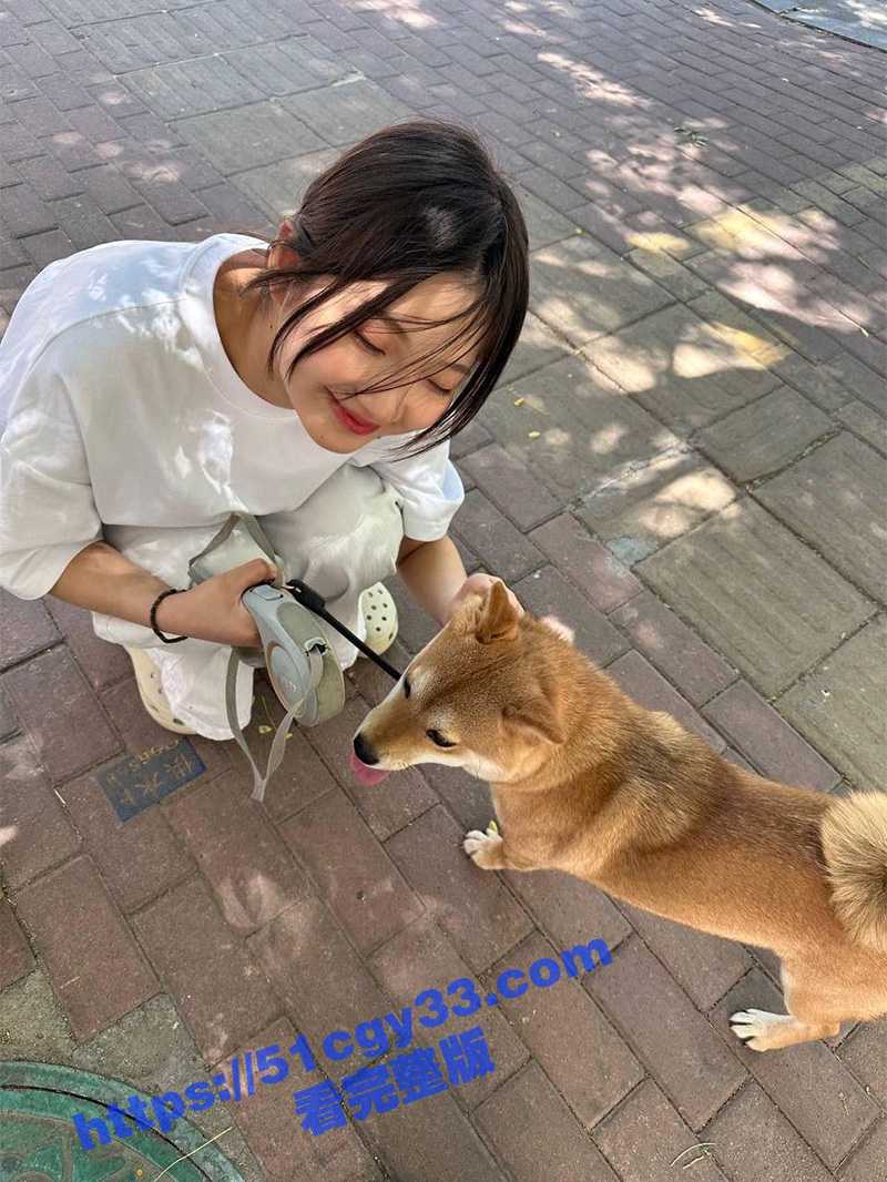 瓜友最新投稿 山东极品嫩妹不雅私拍遭绿帽男友泄密 馒头嫩穴超级紧夹到鸡儿疼！ - 51吃瓜网-51吃瓜网