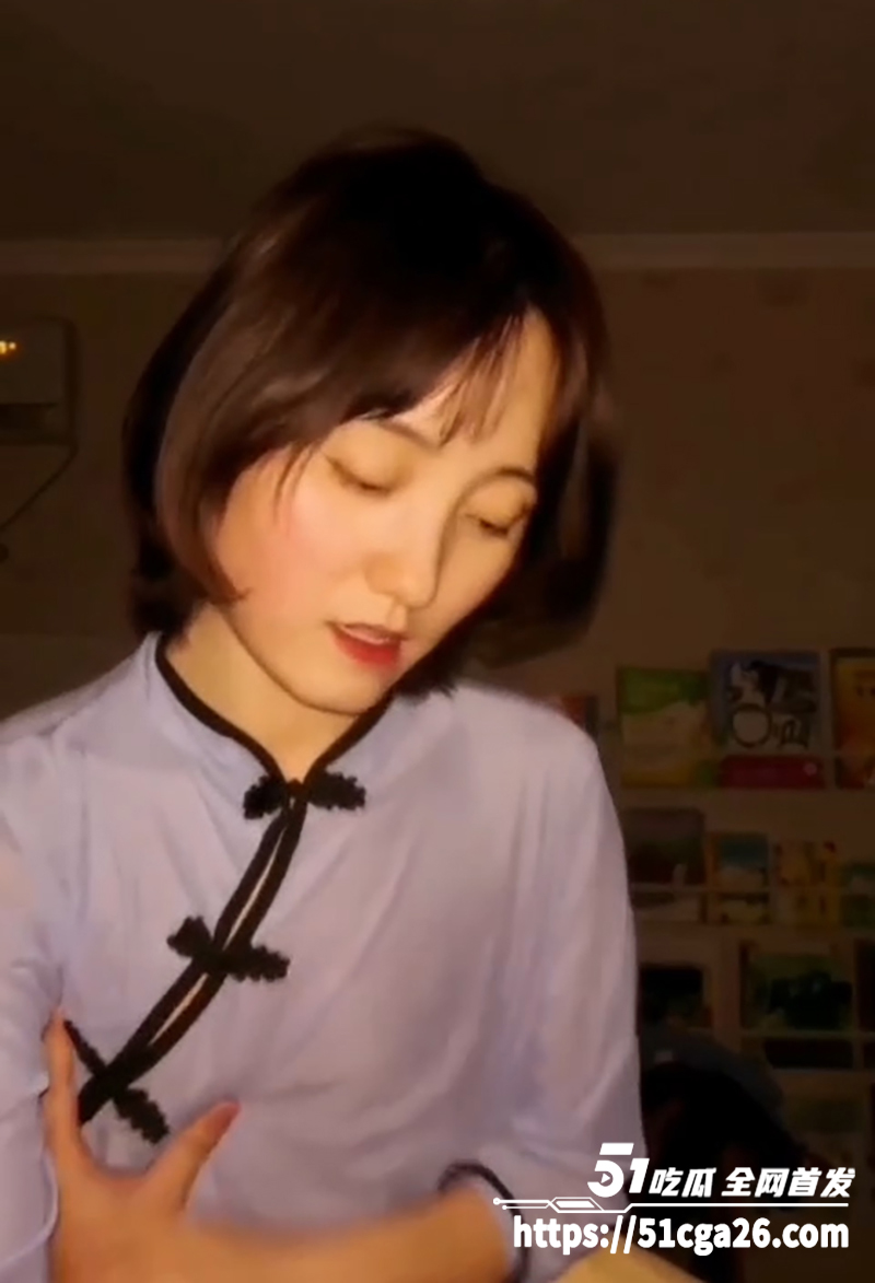 长春语文老师 张倩 气质女神竟是闷骚淫娃 与黑人约炮旧照流出 男友怒甩性爱私拍报复！ - 51吃瓜网-51吃瓜网