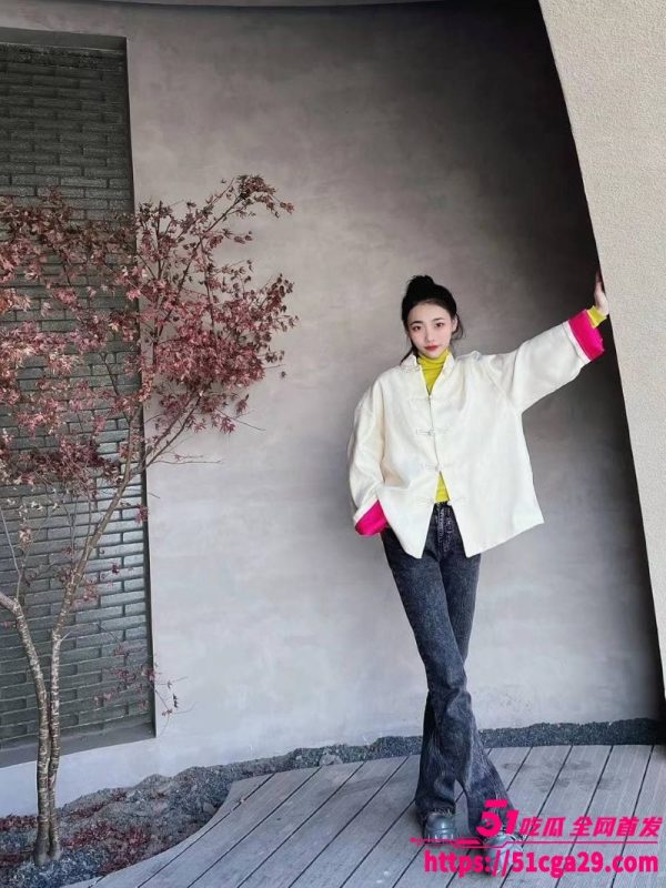辽宁大学舞蹈生 李玉兰 宿舍自慰视频曝光 一字马展示柔韧 M腿大开道具玩弄 淫水狂喷！-51吃瓜网