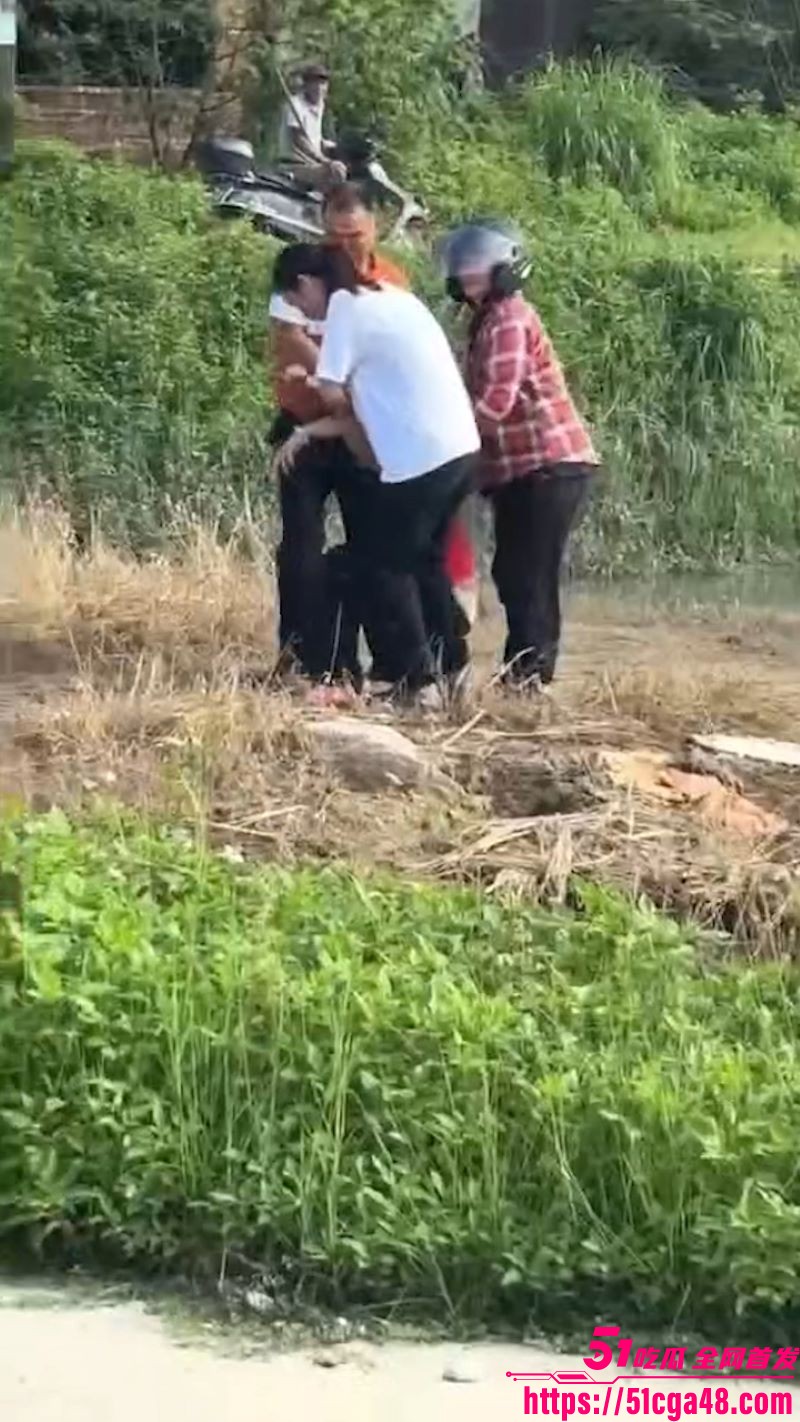 惠东双月湾 18岁少女黄云菊 深夜出门被不明人士拖走 器官全被挖走抛尸河中 这简直令人毛骨悚然！ - 51吃瓜网-51吃瓜网