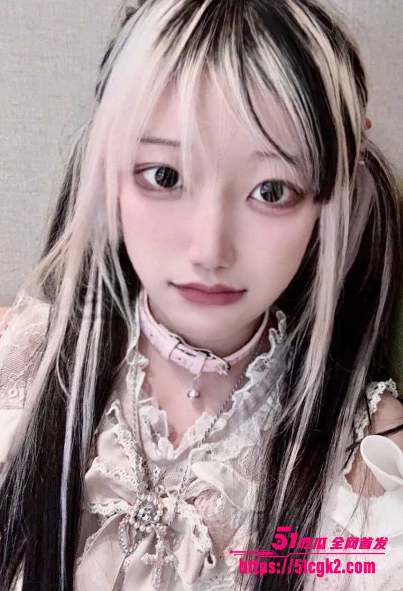 地雷系女网红 雪代巴 SM调教私拍流出 淫纹少女被金主开发双穴 皮鞭炮机各种性虐玩法俱全！ - 51吃瓜网-51吃瓜网
