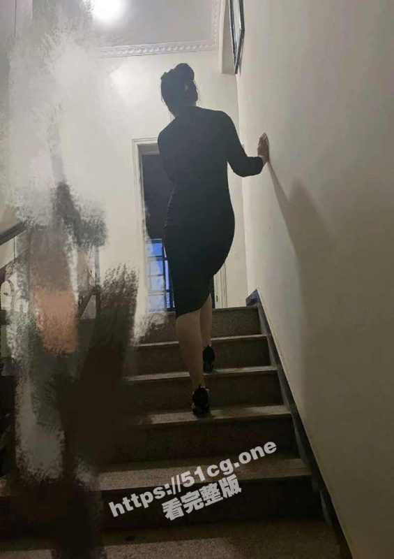 乱伦大神老婆怀孕了 下药强奸岳母 狂扇奶子内射 岳母痛哭流涕及后续-51吃瓜网