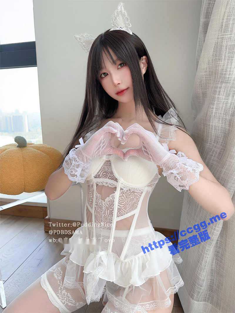 微博/推特「布丁大法」4月最新私拍尺度突破 露出两瓣肥鲍 淫水湿透小内内 - 51吃瓜网-51吃瓜网