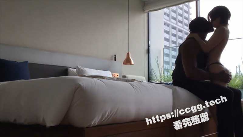 黑超猛男『SirBAO』白嫩小娇妻遭受黑壮大屌的猛烈抽插 各种花式爆操内射媚黑小娇妻-51吃瓜网