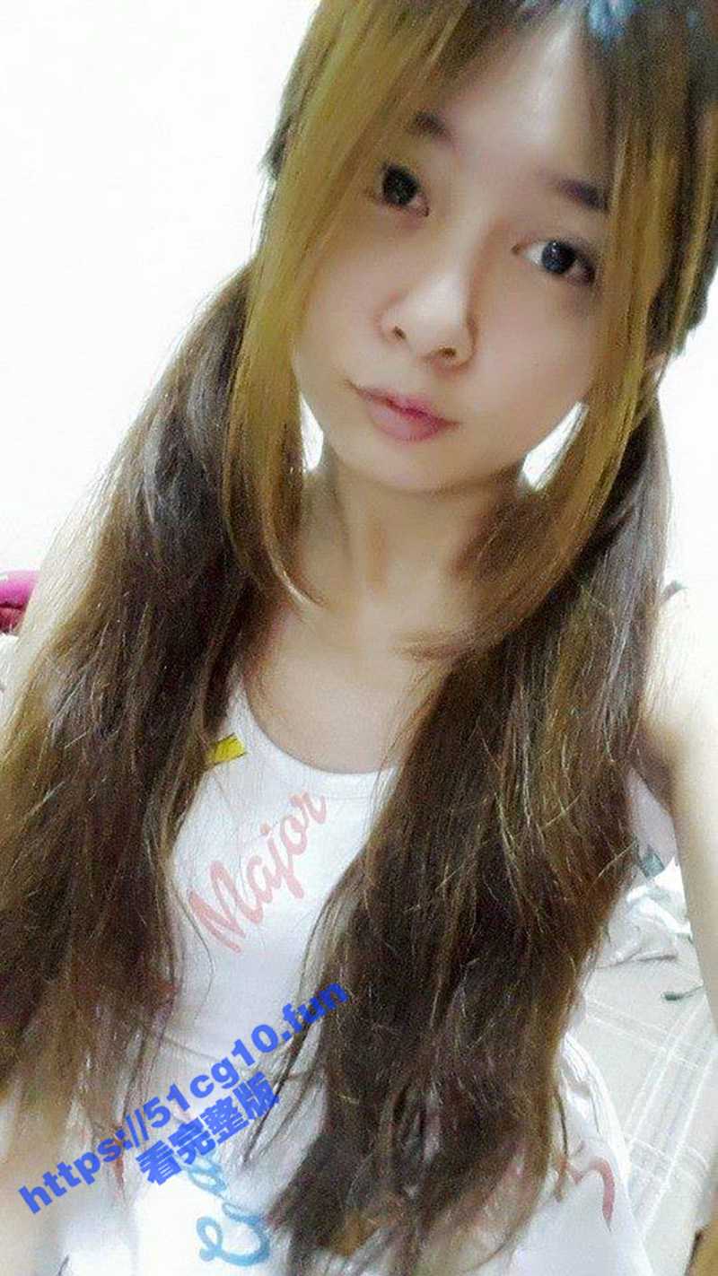 《百度云泄密》渣男分手后报复前女友 露脸卡哇伊听话的女友不雅私拍被流出 - 51吃瓜网-51吃瓜网