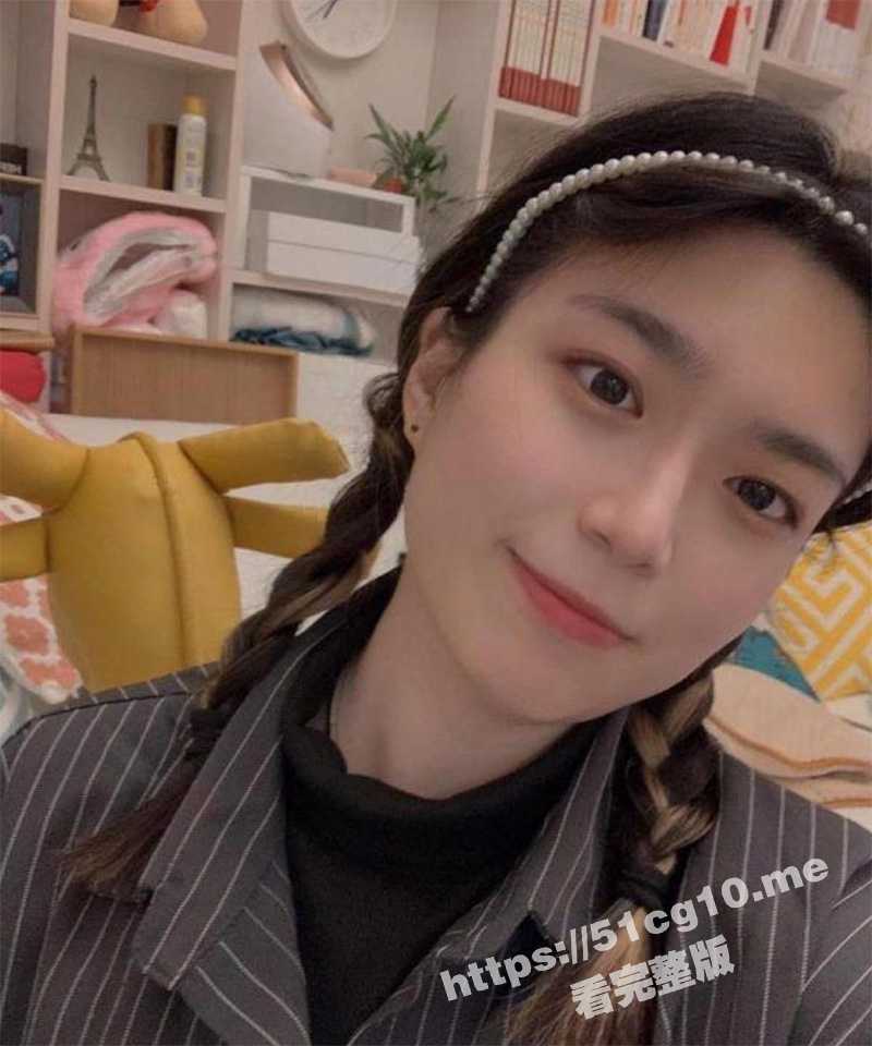 打我 快打我！重庆健身房前台被同公司较深教练开发 露脸啪啪和聊天记录流出 妹子边被操还一边疯狂喊！ - 51吃瓜网-51吃瓜网