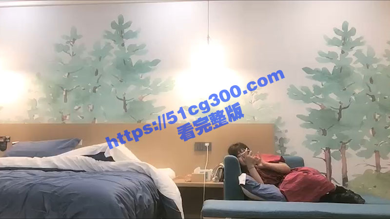 与网友见面后被强奸 骚逼一直说不要 但被内射之后还是说了舒服-51吃瓜网