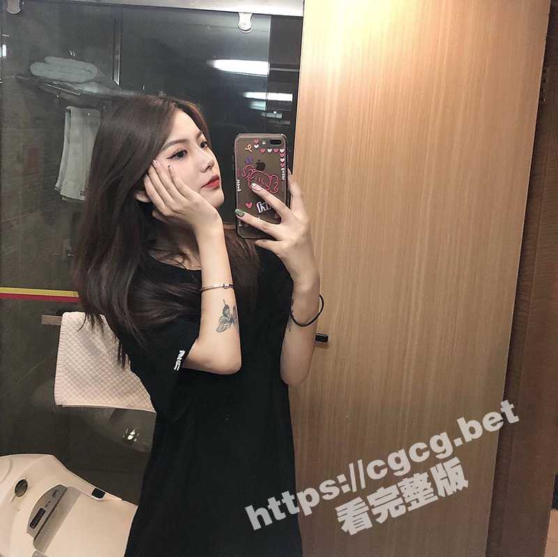 一次2200！四川成都华西大学 反差美女 李佳欣 背着男友被租车行的人给玩了 自拍视频曝光！-51吃瓜网