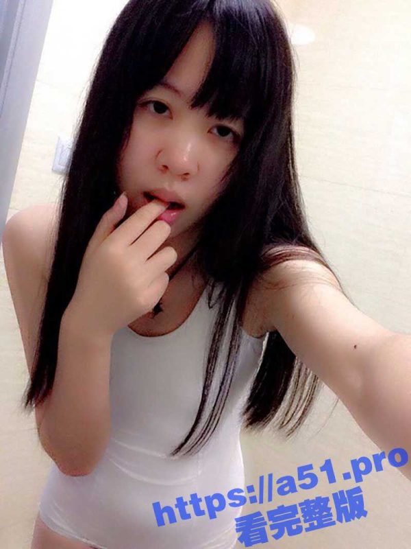 绿帽大神与好友分享老婆 长腿骚货人妻穿黑丝情趣 被老公好友后入爆操 老公在一旁边录边撸-51吃瓜网