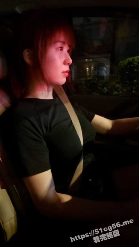 推特博主长相温柔的反差婊 Karin 不雅私拍合集！各种露奶名场面！-51吃瓜网