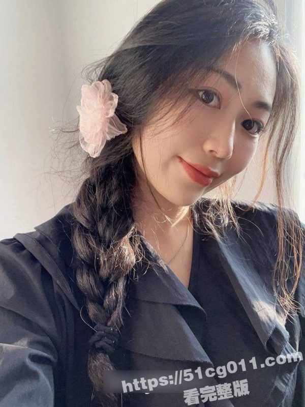 苏州夫妻binzhoufq 二婚美少妇极品露脸 超喜欢户外露出 老公也是个绿帽 很渴望帅气单男来满足-51吃瓜网