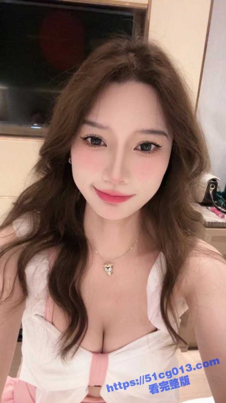 深圳大学音乐舞蹈学院 极品校花女神 张雨瞳 被富二代男友深喉后入爆操 鸡巴大长口交差点整吐了！-51吃瓜网