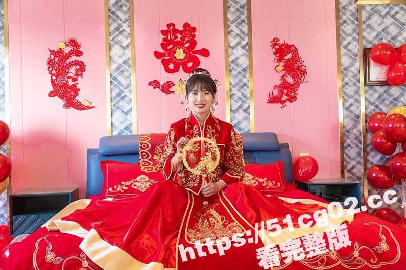 天津反差人妻 冯沛沛 遭绿帽老公投稿曝光 外表端庄小少妇 私底下各种情趣内衣 大肥逼一玩就喷尿！ - 51吃瓜网-51吃瓜网