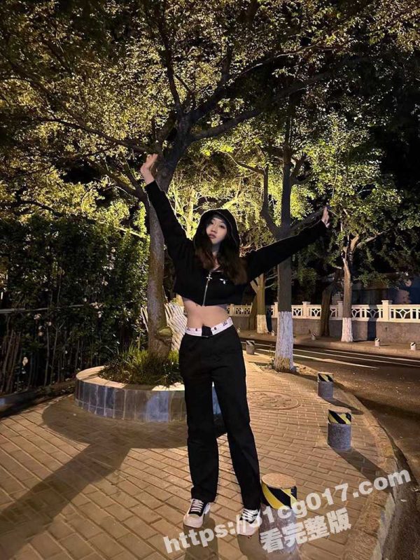 青岛理工大学孟静萱 为钱约炮金主 被调教成了一条小母狗 啪啪口爆打鞭调教！！！-51吃瓜网