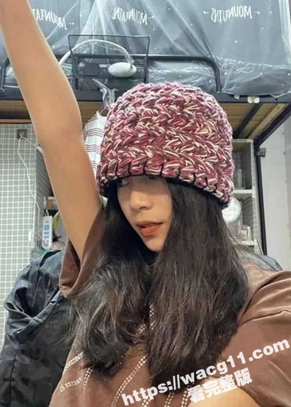 四川传媒学院校花 林智馨 嫩爆身材引人犯罪！出租屋给男友口交打飞机 女上位被爆操 欲望难耐！-51吃瓜网