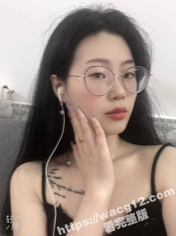 深圳龙岗少妇许昕惠跟老公兄弟偷情  和老公做爱的时候逼里还有他兄弟的淫液  这姐们玩太大-51吃瓜网