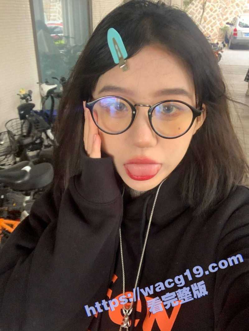 微博网红伊伊子激情自慰!双峰挺拔圆润 紧窄玉穴冒淫水自带光泽 极品身材肥而不腻! - 51吃瓜网-51吃瓜网