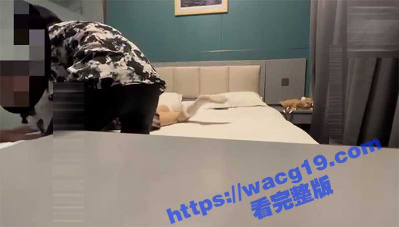 真实兄妹乱伦 朝思暮想一年的双马尾萝莉表妹 体会到了肉棒带来的快乐 彻底成为哥哥的性欲玩伴！-51吃瓜网