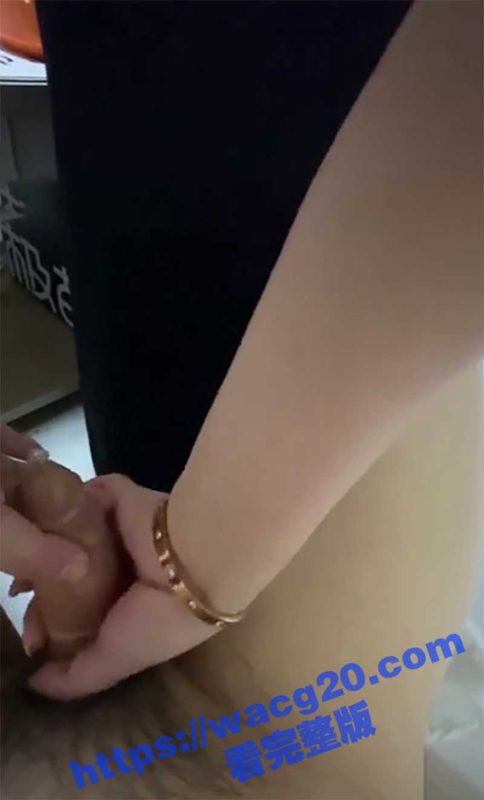 风骚少妇质疑男人性能力 一气之下的男人把她操的骨软筋酥 早泄男秒变打桩机只在一瞬间-51吃瓜网