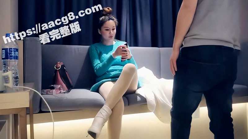 亲亲小老公 想要你用力操我！高颜值巨乳御姐床上骚话不断 从床上操到沙发把小哥干到精疲力尽-51吃瓜网